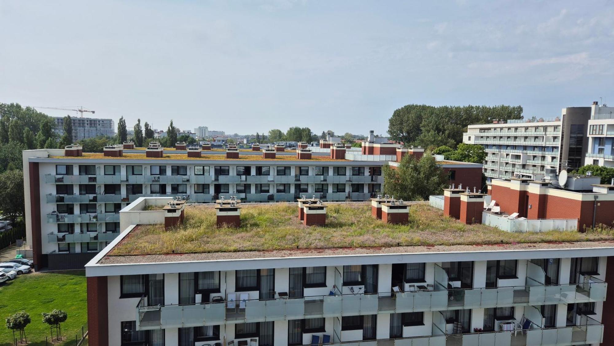 Apartamenty Kasprowicza 20A Klimatyzacja Basen Fintess Sauny Parking Bawialnia Zmywarkataras Wysoki Standard W Pelni Wyposazony Kołobrzeg Kültér fotó